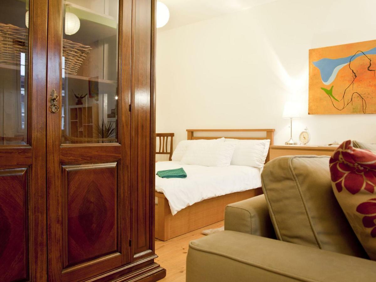 Studio Flat Without Kitchen At Kentish Town Лондон Екстер'єр фото